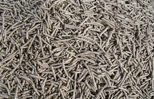 使用吉姆（mǔ）克飼料顆粒（lì）加工機壓製的顆粒飼料